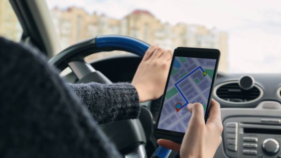 النقل البري : إلزام سائقي التطبيقات الذكية بالضمان الاجتماعي قيد الدراسة