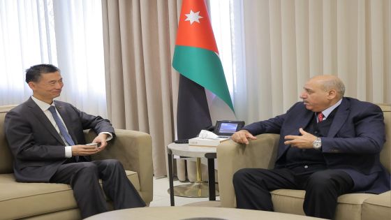 القاضي يلتقي السفير الصيني